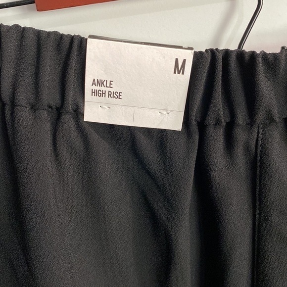 Express NWT Black High Rise Ankle Pants - Picture 9 of 13
